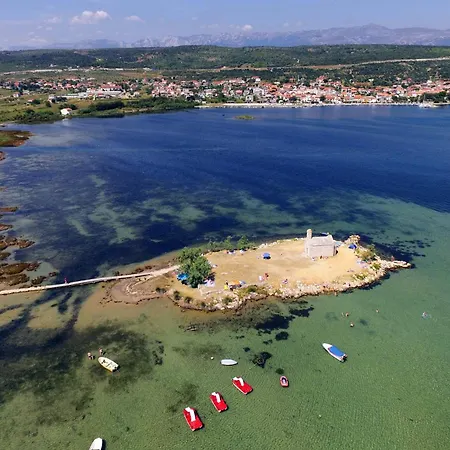 With A Parking Space Posedarje, Novigrad - 17748 * Posedarje
